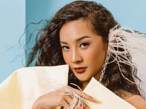 Berita selebriti dan gosip artis: Anya Geraldin blak-blakan naksir sepupu yang tampan. Ia adalah sosok pria pertama yang disukai.