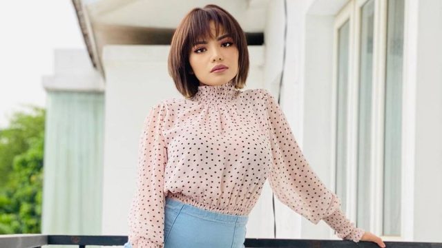 Berita selebriti dan gosip artis: Dinar Candy