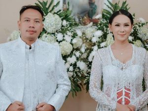 Berita selebriti dan gosip artis: Kalina Oktarani