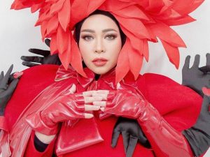 Berita selebriti dan gosip artis: Melly Goeslaw