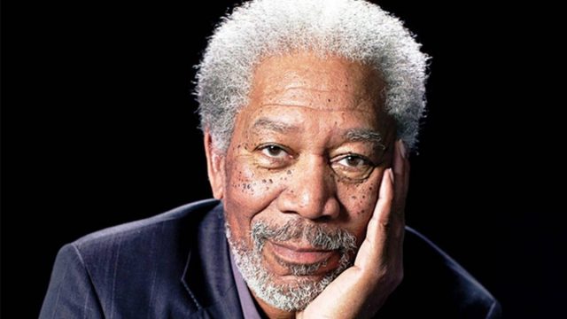 Berita selebriti dan gosip artis: Morgan Freeman menyebut jika bagi dirinya suara adzan merupakan suara terindah.