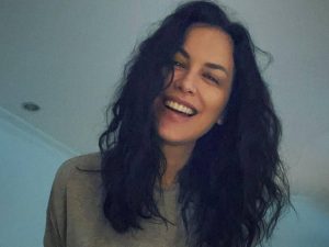 Berita selebriti dan gosip artis: Sophia Latjuba