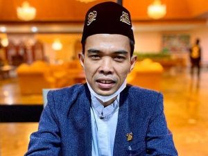Berita selebriti dan gosip artis: Ustaz Abdul Somad