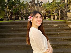 Berita selebriti dan gosip artis: Via Vallen