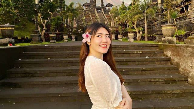 Berita selebriti dan gosip artis: Via Vallen