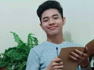 Berita selebriti dan gosip artis: Baru belajar bahasa Rumania selama seminggu, Fiki Naki mencoba unjuk kebolehan pada wanita cantik ini.