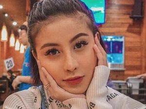 Berita selebriti dan gosip artis: Awkarin beberkan alas an jika dirinya pernah menyembunyikan instastory dari ayahnya.