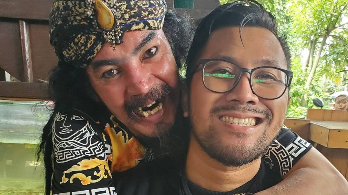 artis menyambut kematian