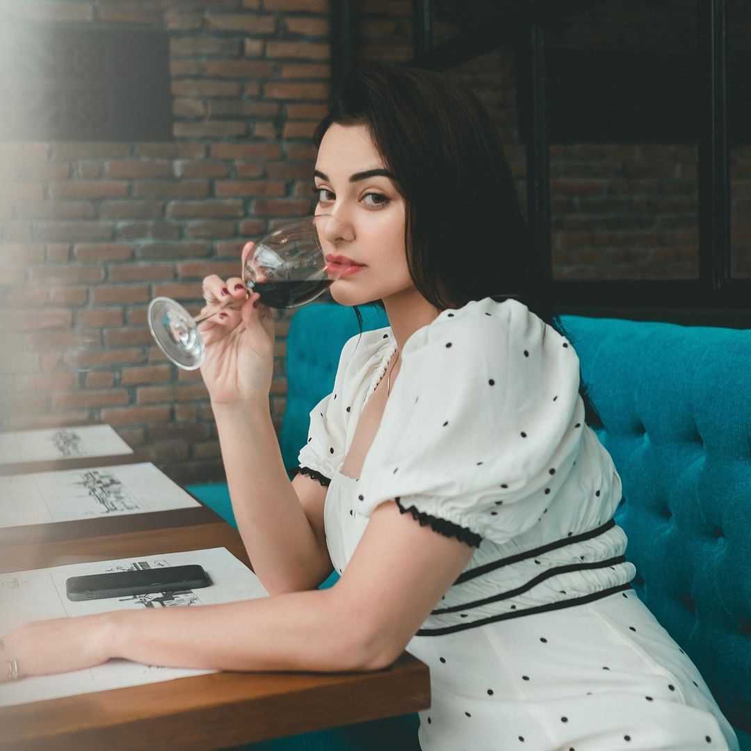 Nora Alexandra