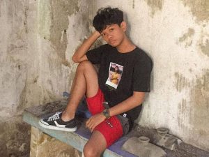 Berita selebriti dan gosip artis: Fakta baru pelaku kasus pembunuhan selebgram Ari Pratama terungkap, pelaku diduga alami gangguan kejiwaan.