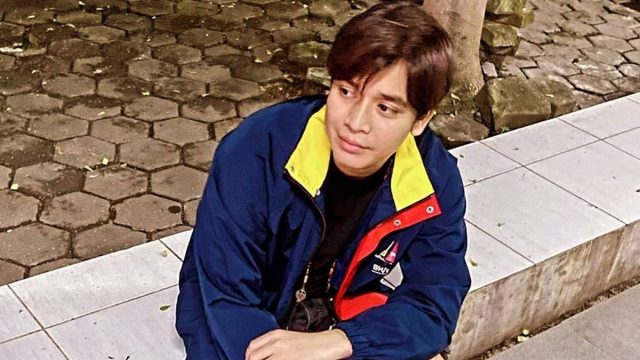 Berita selebriti dan gosip artis: Jawab gosip tentang putus hubungan dengan Amanda Manopo, ini kata Billy Syahputra.