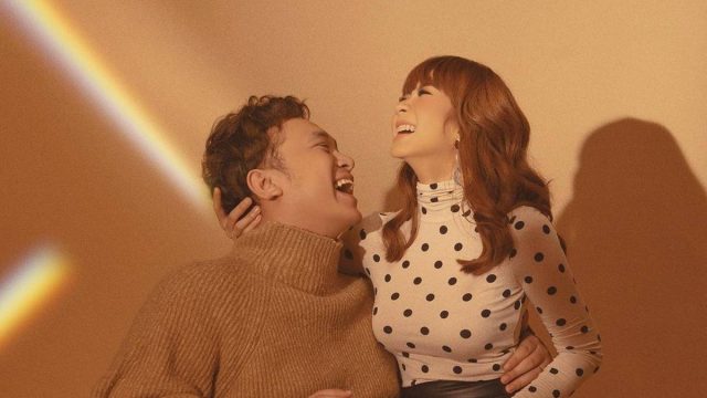 Berita selebriti dan gosip artis: Gilang Dirga menyebut jika sang istri seringkali protes terhadap dirinya dikarenakan hal ini.