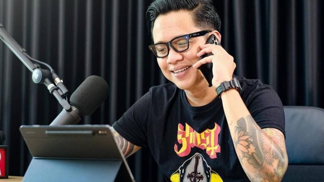 Berita selebriti dan gosip artis: Bahas perselingkuhan, Gofar Hilman sebut ini alasan banyak pria selingkuh adalah cari rasa yang berbeda.