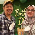 Cekricek.id - Aldila Jelita atau Dilla Bekti selalu berada di samping suaminya yaitu Indra Bekti yang sempat ngedrop dan masuk rumah sakit