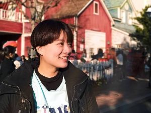 Berita selebriti dan gosip artis: Begini reaksi Leony menjawab isu tentang dirinya yang merupakan seorang lesbian.