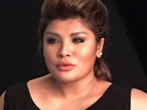 Berita selebriti dan gosip artis: Mengenang kisah saat pindah agama diam-diam, Nania Idol dimaki keluarga hingga diancam akan dibunuh.