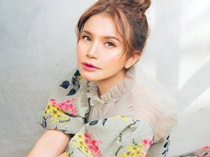 Berita selebriti dan gosip artis: Sempat pacaran beda agama, Rossa selalu doakan hal ini setiap shalat tahajud.