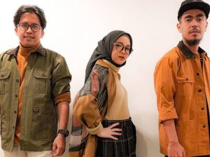 Berita selebriti dan gosip artis: Peramal ini sebut grup Sabyan akan tetap eksis, tidak bubar seperti ramalan lainnya.