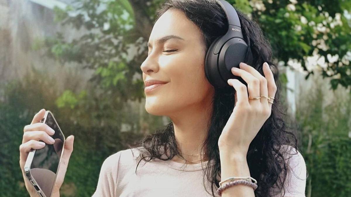 Cekricek.id - gak nyangka, ternyata 5 artis ini pernah tinggal kelas di Sekolah dan di-DO dari kampus. Siapa saja mereka? ini ulasannya.