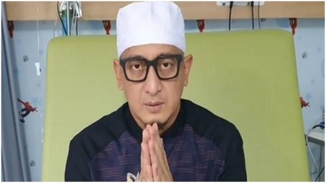 Cekricek.id - Ustaz Zacky Mirza ungkapkan penyakit yang dideritanya hingga sudah dua kali tiba-tiba pingsan tak sadarkan diri.