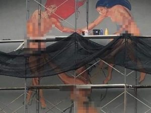 Cekricek.com - Warga Malaysia khususnya di Selangor dikejutkan dengan "mural cabul" di dinding Galeri Seni Kuala Selangor menyebar di medsos.