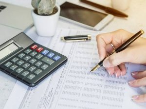 Cekricek.id: Berikut ini merupakan segenap tips agar kamu bisa terbebas dari utang, bikin kamu gak perlu stress dan banyak pikiran