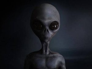 Cekricek.id - Ilmuan Michio Kaku meyakini tidak lama lagi manusia bisa berkontak dan bertemu dengan makhluk asing atau alien.