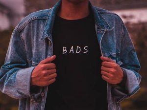 Cekricek.id: Ternyata ada berbagai zodiak di mana para pria justru memiliki sifat fakboy. 