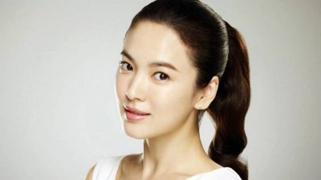 Cekricek.id: berikut ini merupakan tips atau rahasia cantik ala perempuan Korea Selatan untuk mendapatkan wajah glowing yang terlihat alami.
