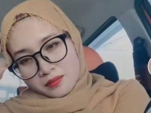 Cekricek.id - Seorang wanita curhat di TikTok kisah dirinya outus dengan mantan lalu dijodohkan namun melah berakhir jadi janda.