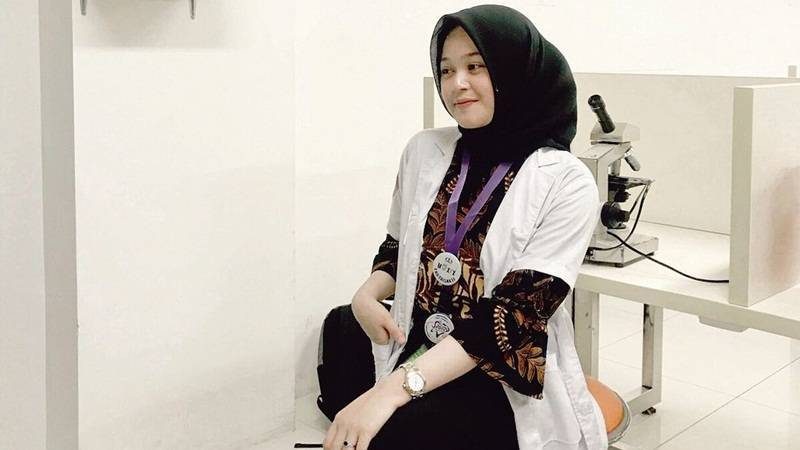Anak Master Limbad Cecilia Gina