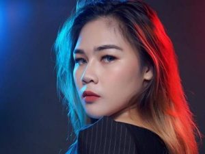 Cekricek.id: Velisya Icci, mantan personil Duo Semangka dulu diwajibkan minum pil KB saat masih tergabung dalam grup tersebut.