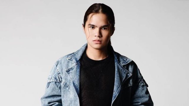Cekricek.id: Dul Jaelani dengan terang-terangan sindir ayahnya. Sebut tak ada keturunan Ahmad Dhani dalam dirinya.