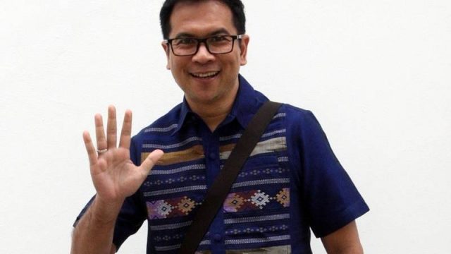 Cekricek.id: Krisna Mukti tulis komentar yang menjelekkan Tengku Zul, warganet sebut dirinya hanya ingin pansos.  
