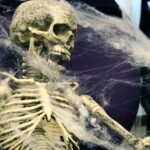 Misteri Kerangka Manusia yang Terjebak di Lift Rusak Selama 24 Tahun