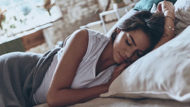 Berita terbaru hari ini: Manfaat Tidur Miring