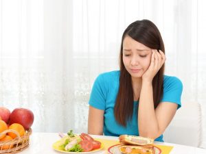 Cara mengendalikan nafsu makan
