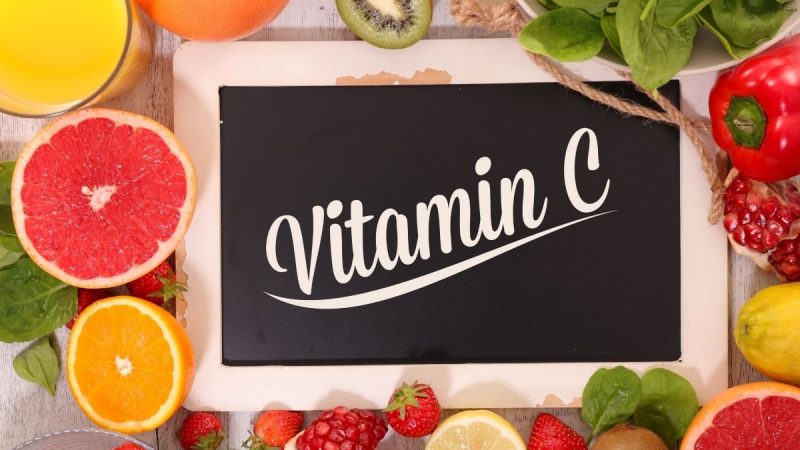 fek samping yang akan muncul pada tubuh bila kelebihan vitamin C.