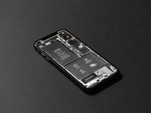 Tips mengatasi baterai HP kembung