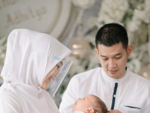 Hukum Akikah dan Tradisi di Indonesia
