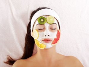 Ingin Kulit Wajah Sehat dan Glowing? Gunakan 3 Bahan Alami Ini Sebagai Masker Wajah