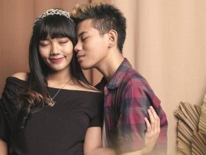 Berita artis, selebriti, dan gosip terbaru hari ini: 3 selebriti ini menikah muda dan melahirkan dalam usia yang masih belasan tahun.