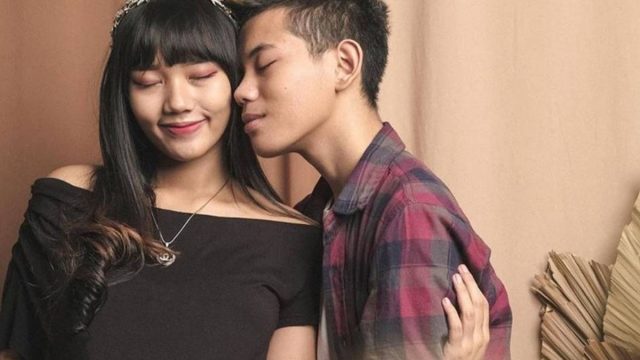 Berita artis, selebriti, dan gosip terbaru hari ini: 3 selebriti ini menikah muda dan melahirkan dalam usia yang masih belasan tahun.