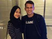 Berita artis, selebriti, dan gosip terbaru hari ini: Egy Maulana Vikri dikabarkan melamar kekasihnya Adiba Khanza yang merupakan anak dari Umi Pipik