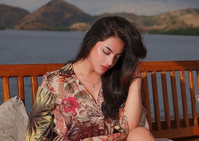 Berita artis, selebriti, dan gosip terbaru hari ini: Polisi mengungkap, Cassandra tidak hanya sebagai korban perdagangan manusia yang dilakukan oleh para muncikari, tapi juga terlibat aktif dalam perbuatan prostitusi online.