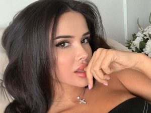 Berita terkini, terbaru, dan berita pilihan hari ini: Yana Orfeeva wanita simpanan pangeran Arab meminta uang 2 miliar rupiah untuk sekali jalan