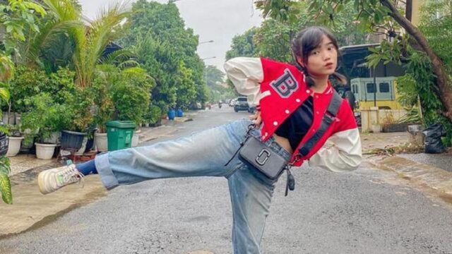 Berita artis, selebriti, dan gosip terbaru hari ini: Fuji memberikan uang Rp100 juta kepada ayahnya untuk pembelian rumah gala