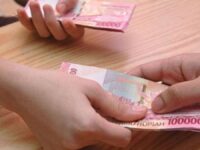Berita terkini, terbaru, dan berita pilihan hari ini: seorang IRT ditangkap polisi karena kasus penipuan yang berkedok investasi bodong dan arisan.