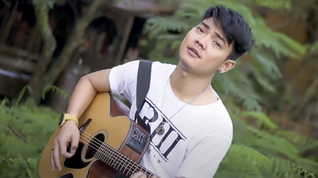 Berita artis, selebriti, dan gosip terbaru hari ini: Tri Suaka meminta acara musik yang viral tidak usah dibesar-besarkan dan digoreng terus