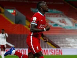 Berita bola: Sadio Mane Bisa Lebih Dulu Menangkan Ballon d'Or dari Salah